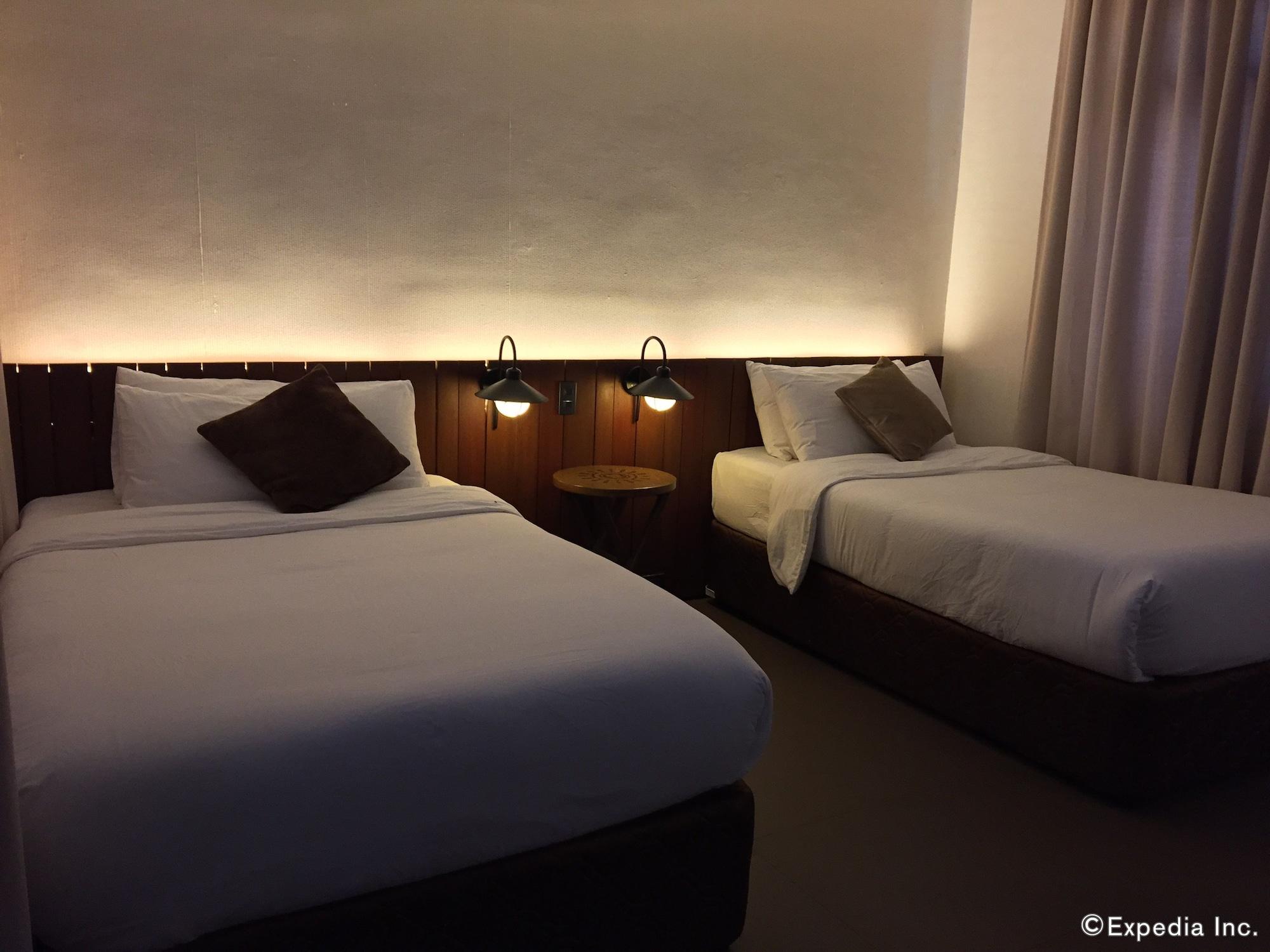 The Funny Lion - Coron Hotel Ngoại thất bức ảnh
