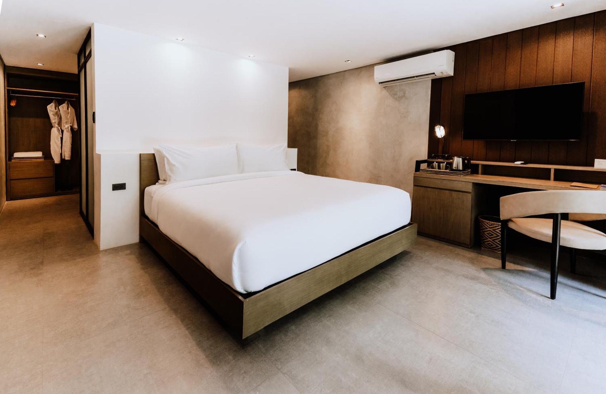 The Funny Lion - Coron Hotel Ngoại thất bức ảnh