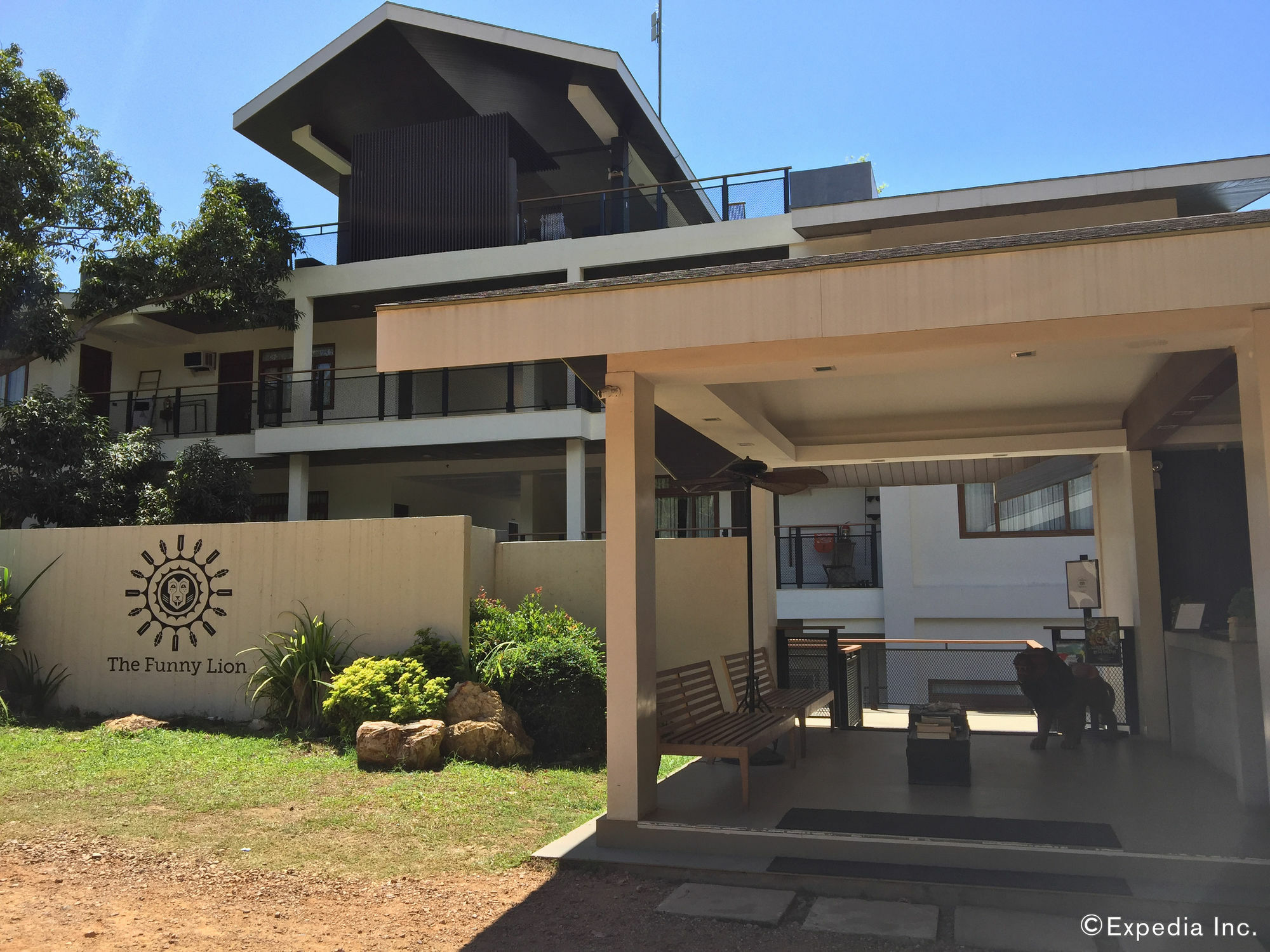 The Funny Lion - Coron Hotel Ngoại thất bức ảnh
