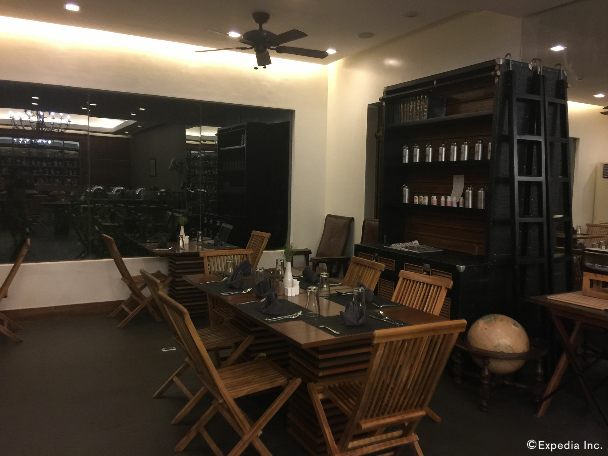 The Funny Lion - Coron Hotel Ngoại thất bức ảnh