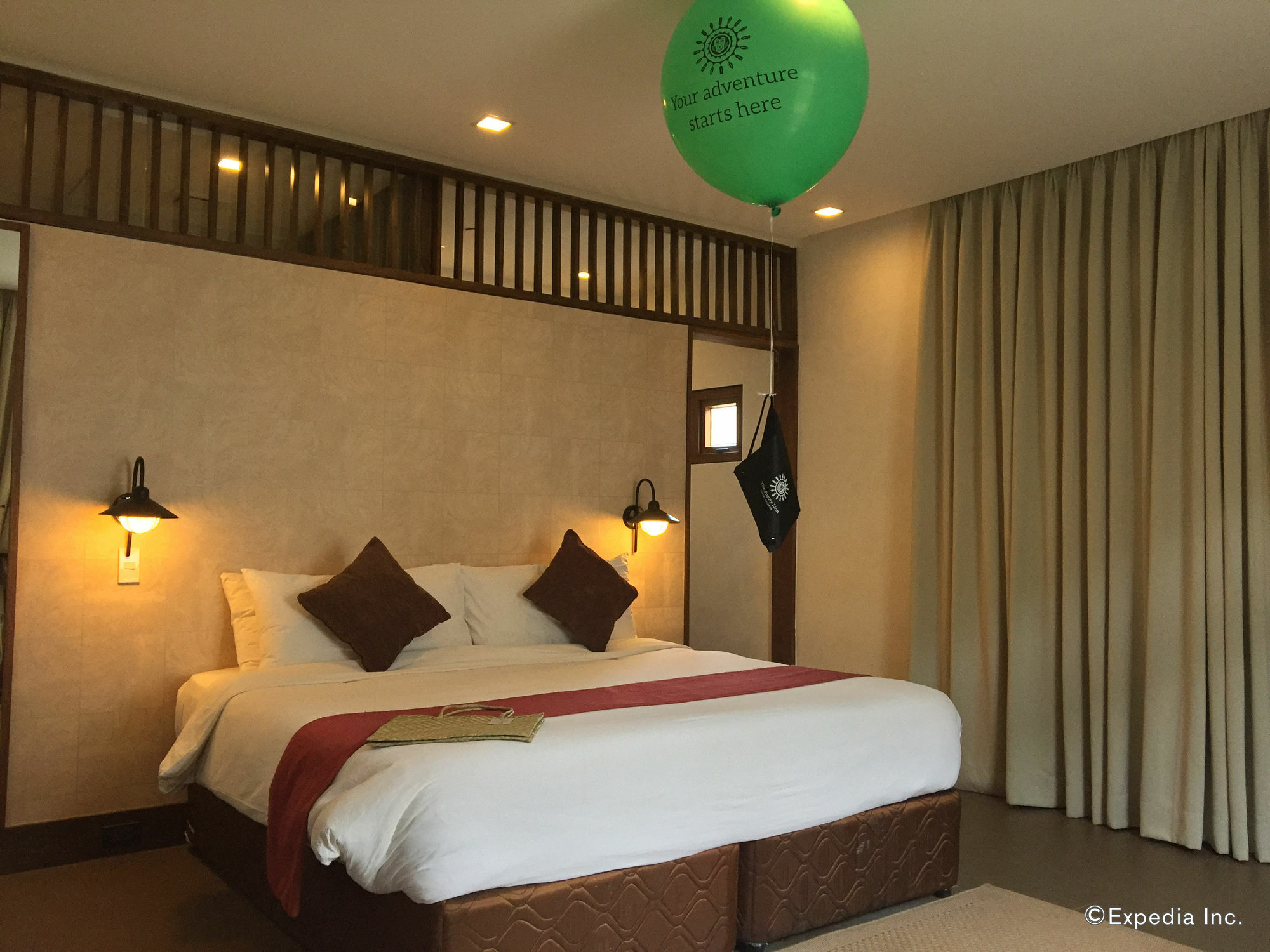 The Funny Lion - Coron Hotel Ngoại thất bức ảnh