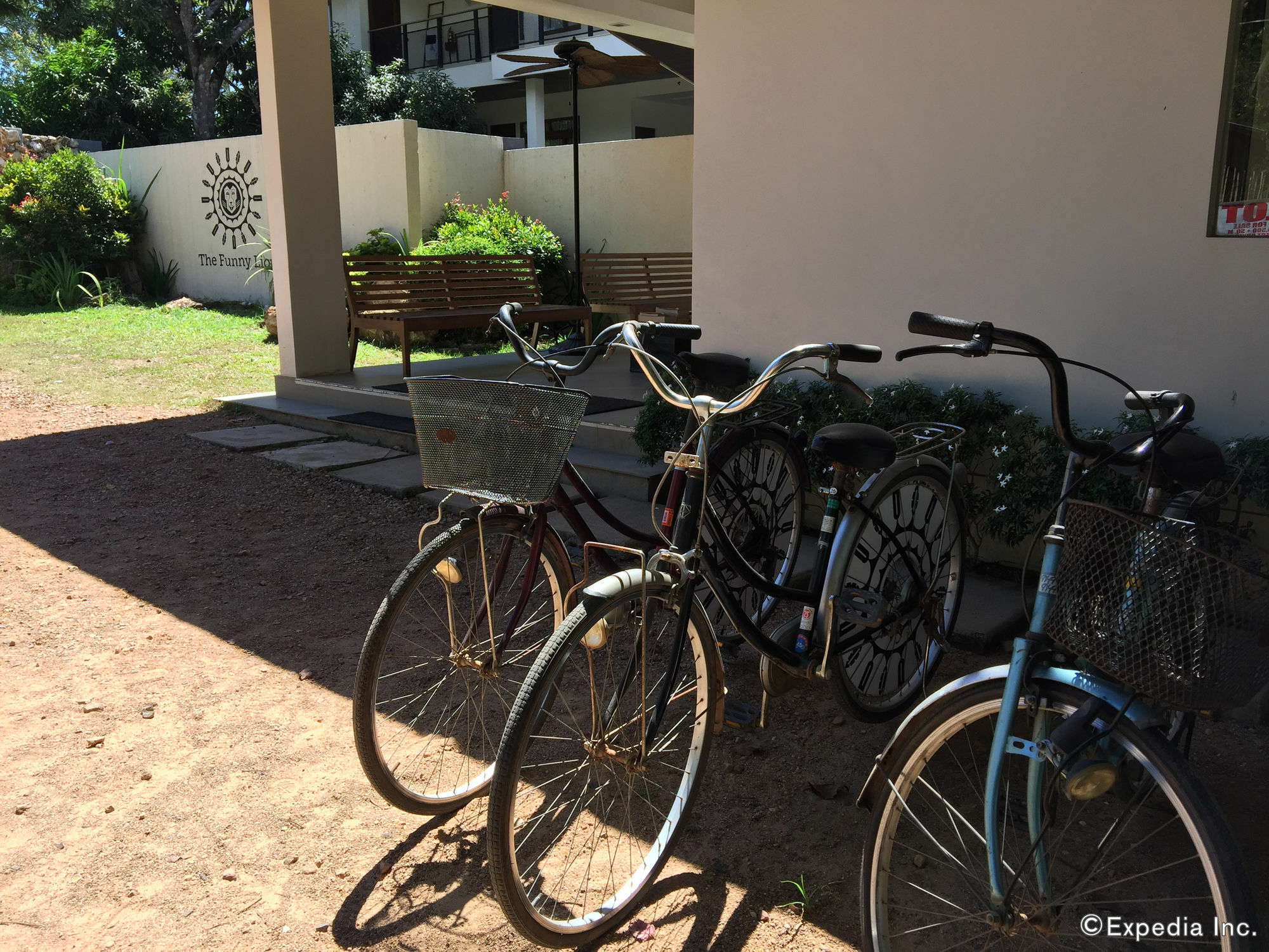 The Funny Lion - Coron Hotel Ngoại thất bức ảnh